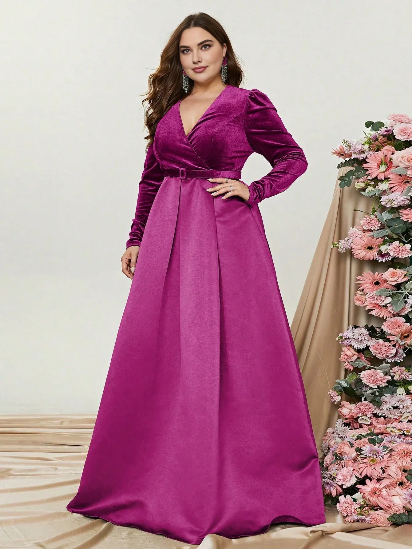 Modern A-Line V Neck Long Sleeve Zipper Up Floor-Length Prom Dress
